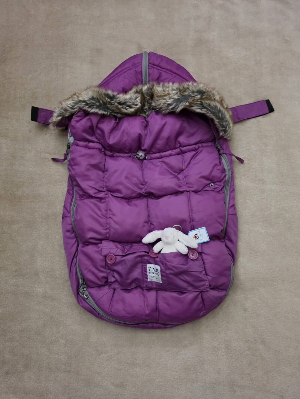 7 A.M Enfant Le Sac Igloo 500 " Paris New York Purple Size Small 0-6 Months